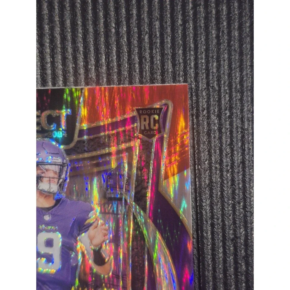 2024 Panini Select Concourse‎ J.J. McCarthy #24 Red & Blue Shock Prizm (RC)